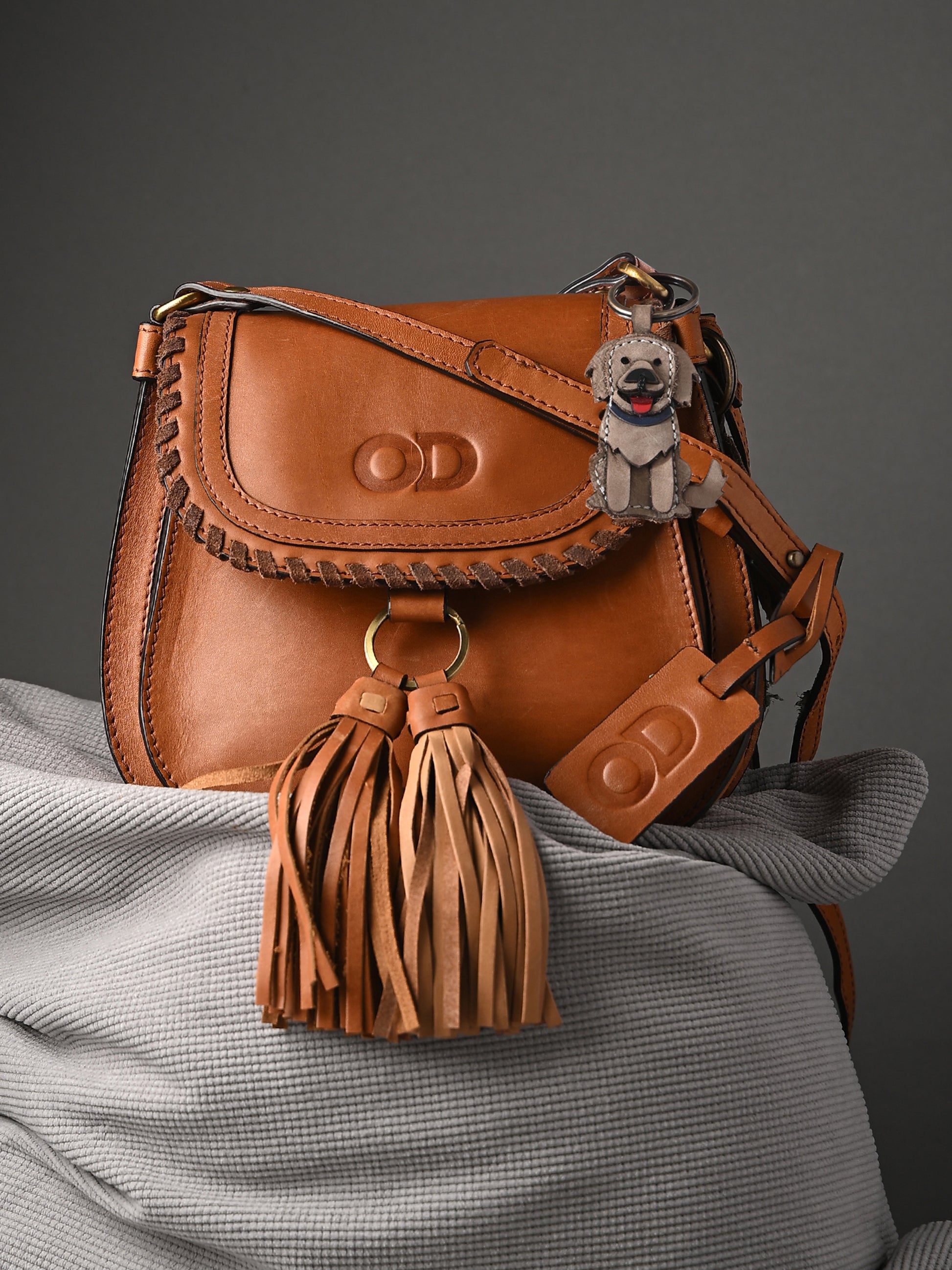 Enchantia Sling Leather bag
