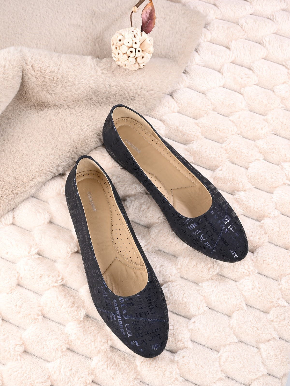 Overdrive Women’s Navy Blue Printed Flats – Cushioned Everyday Ballerinas