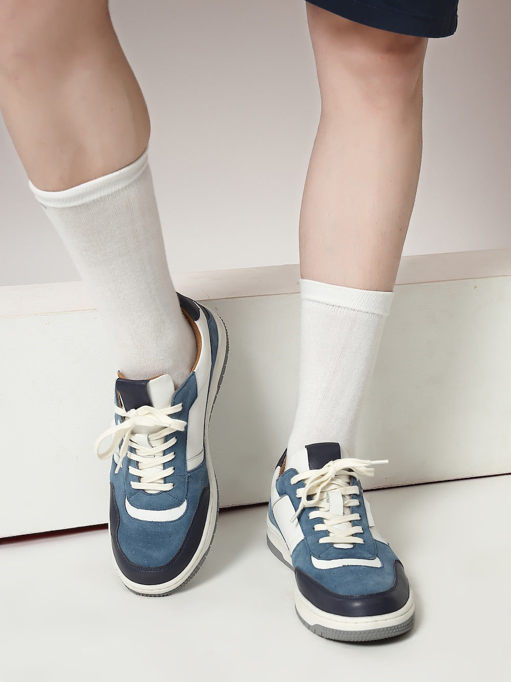 White Resurge Wear