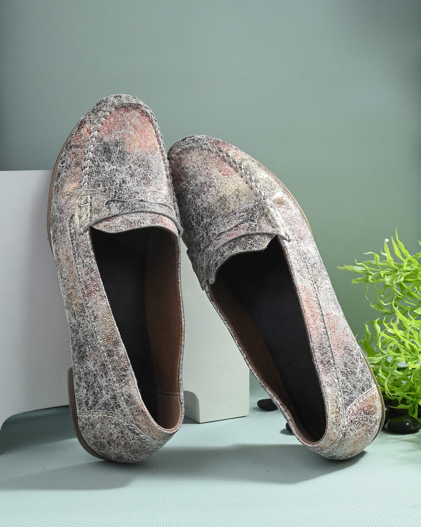 Lucy Dark Honey Moccasin
