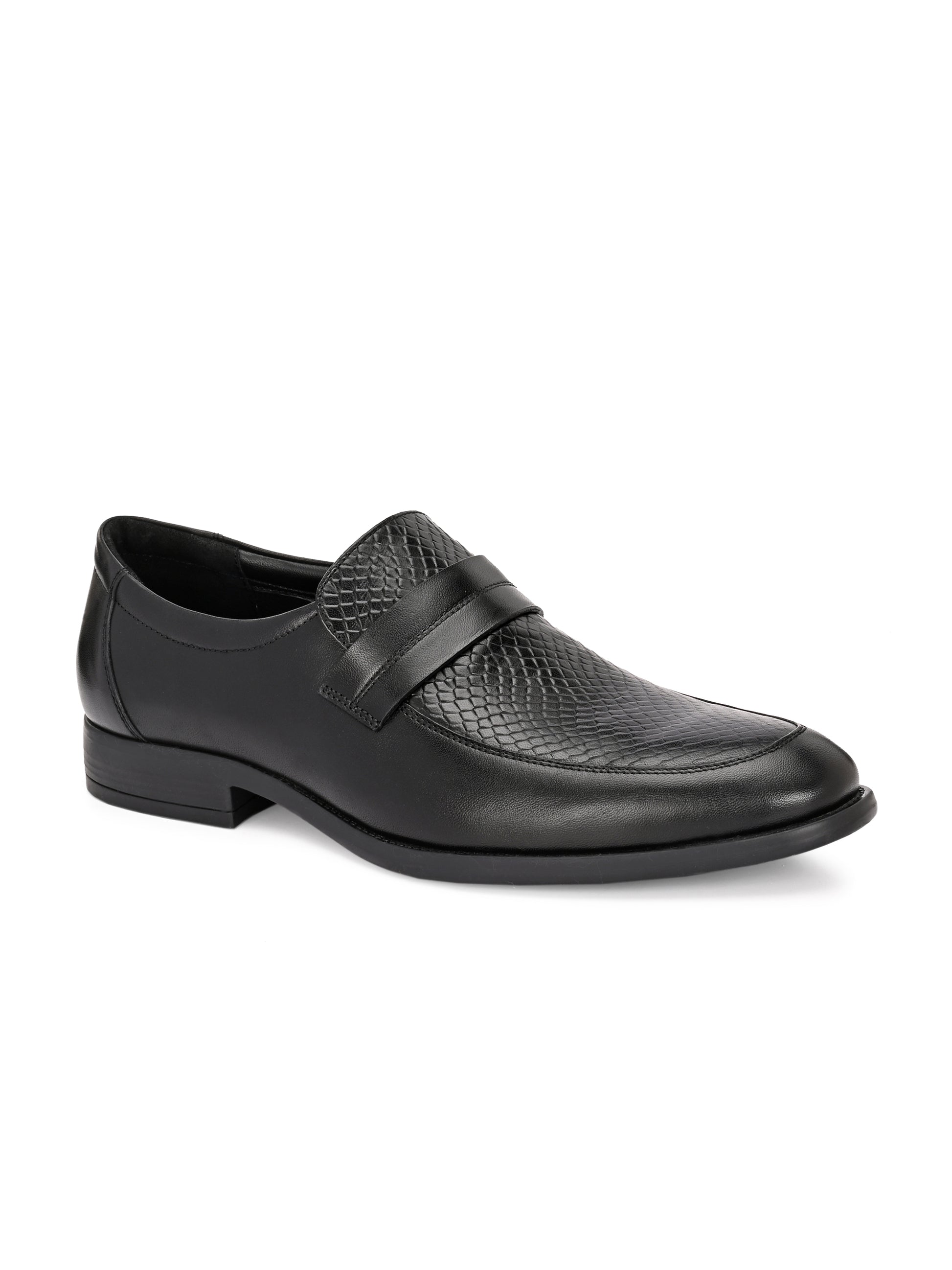 Black Royale Textured Loafers