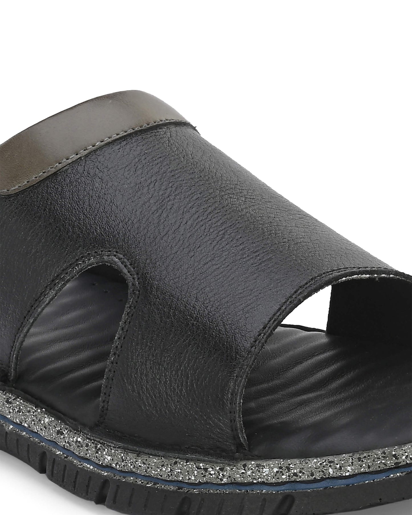 Wonderlust Black