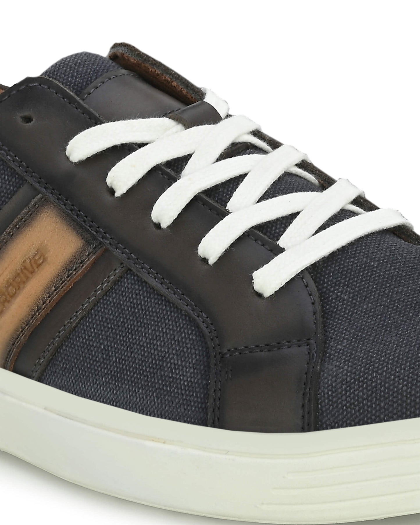 Globe Trotter Grey