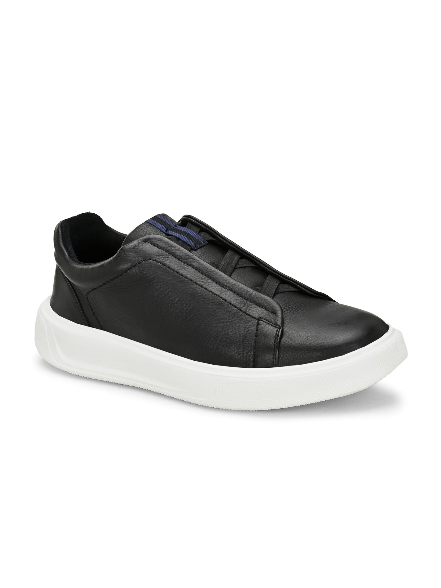 Aero Dash Black Leather Sneaker