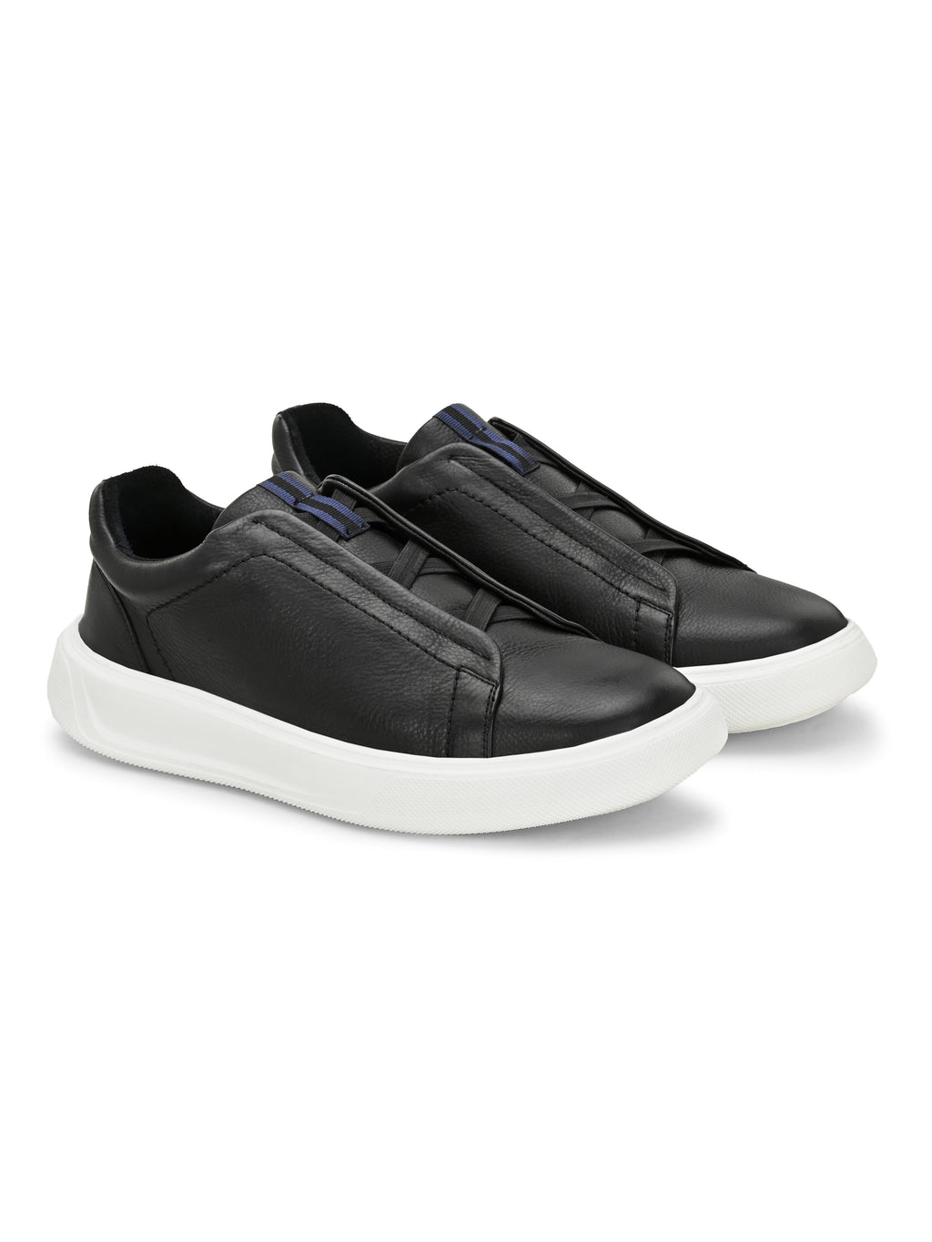 Aero Dash Black Leather Sneaker