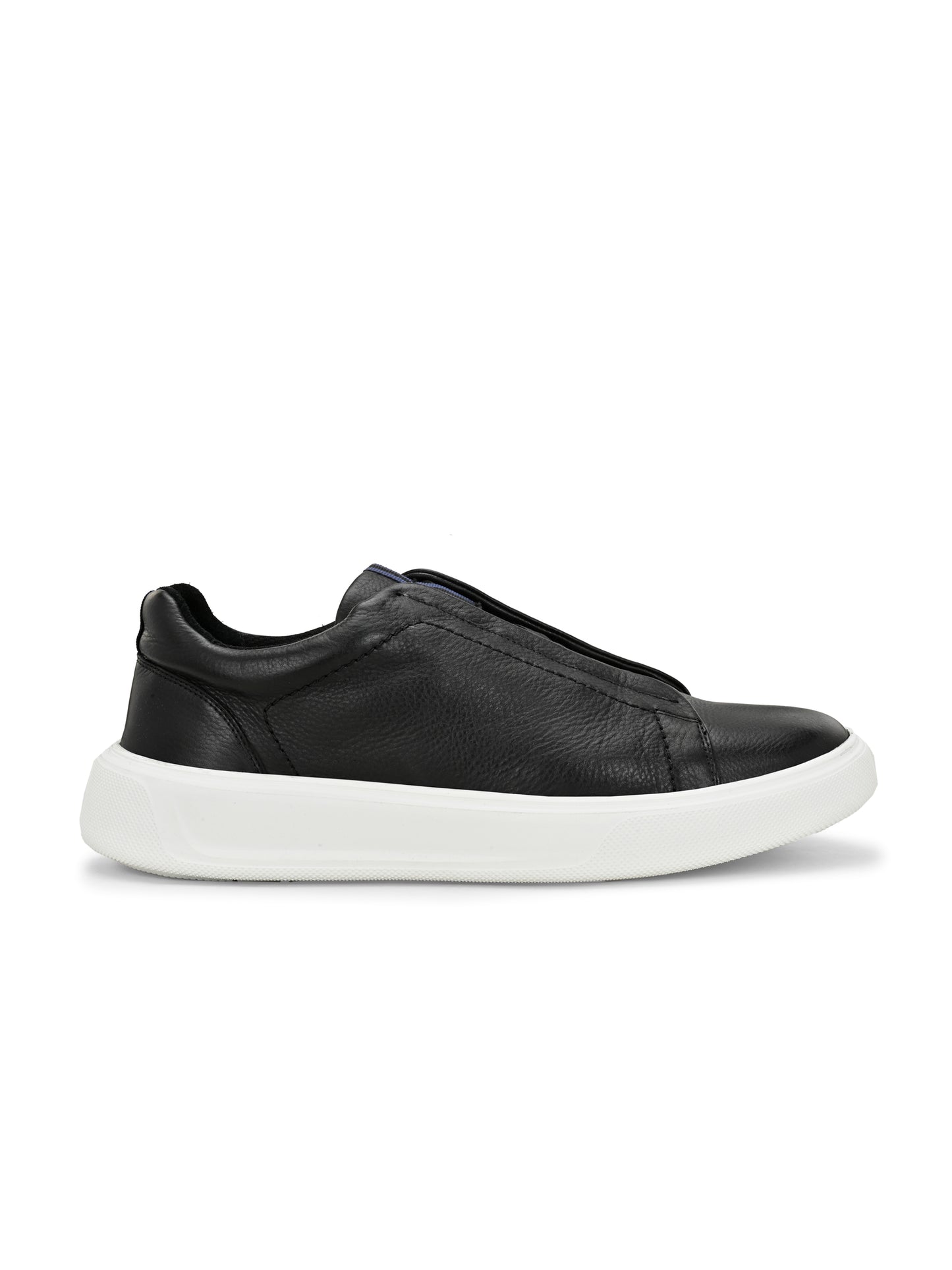 Aero Dash Black Leather Sneaker