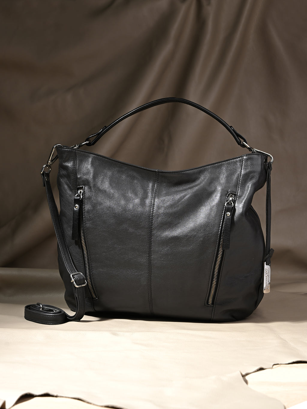 Noir Vela Leather Hobo Bag