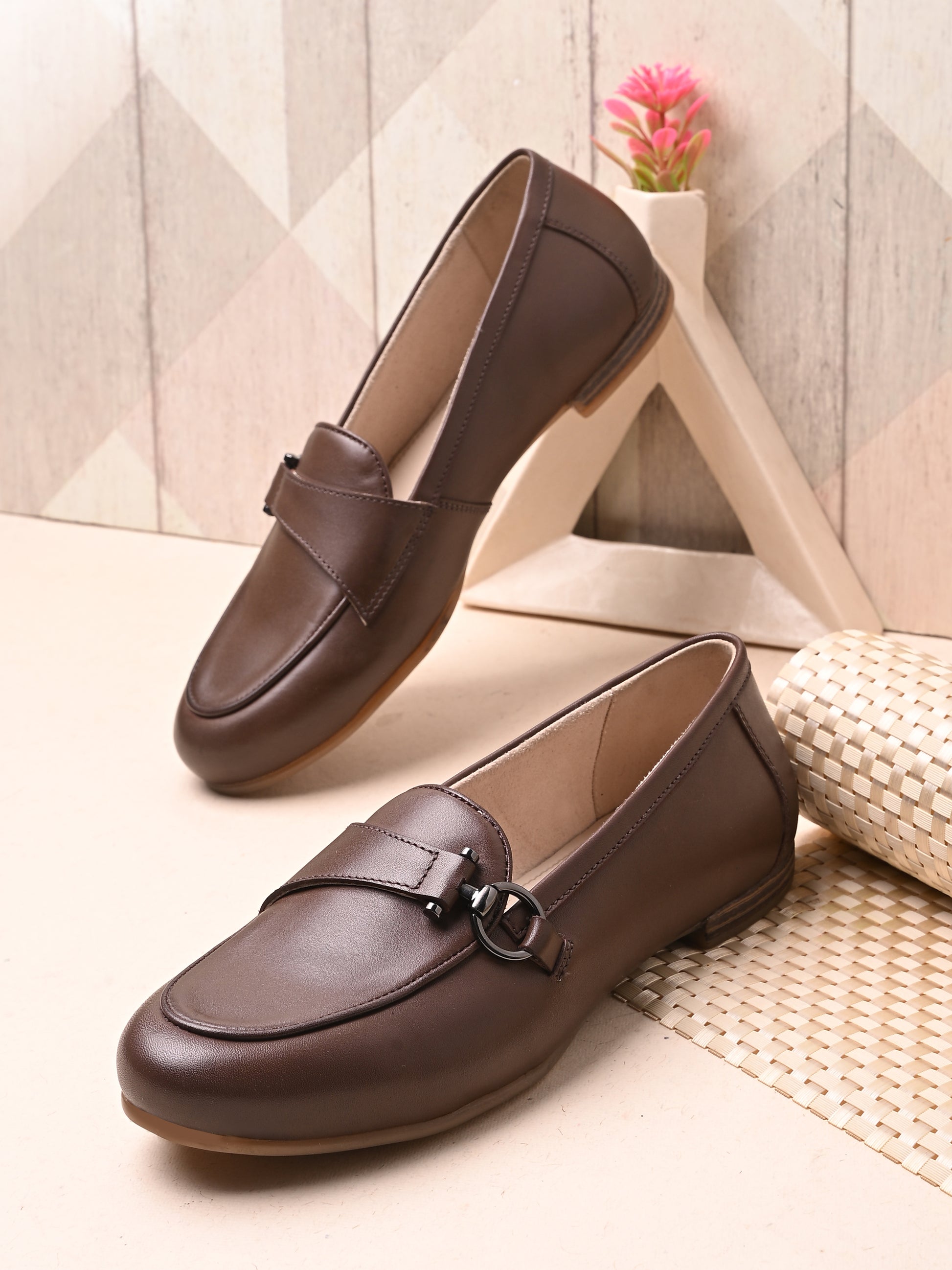 Quiet Walk – Brown Classic Leather Mocassins slip in