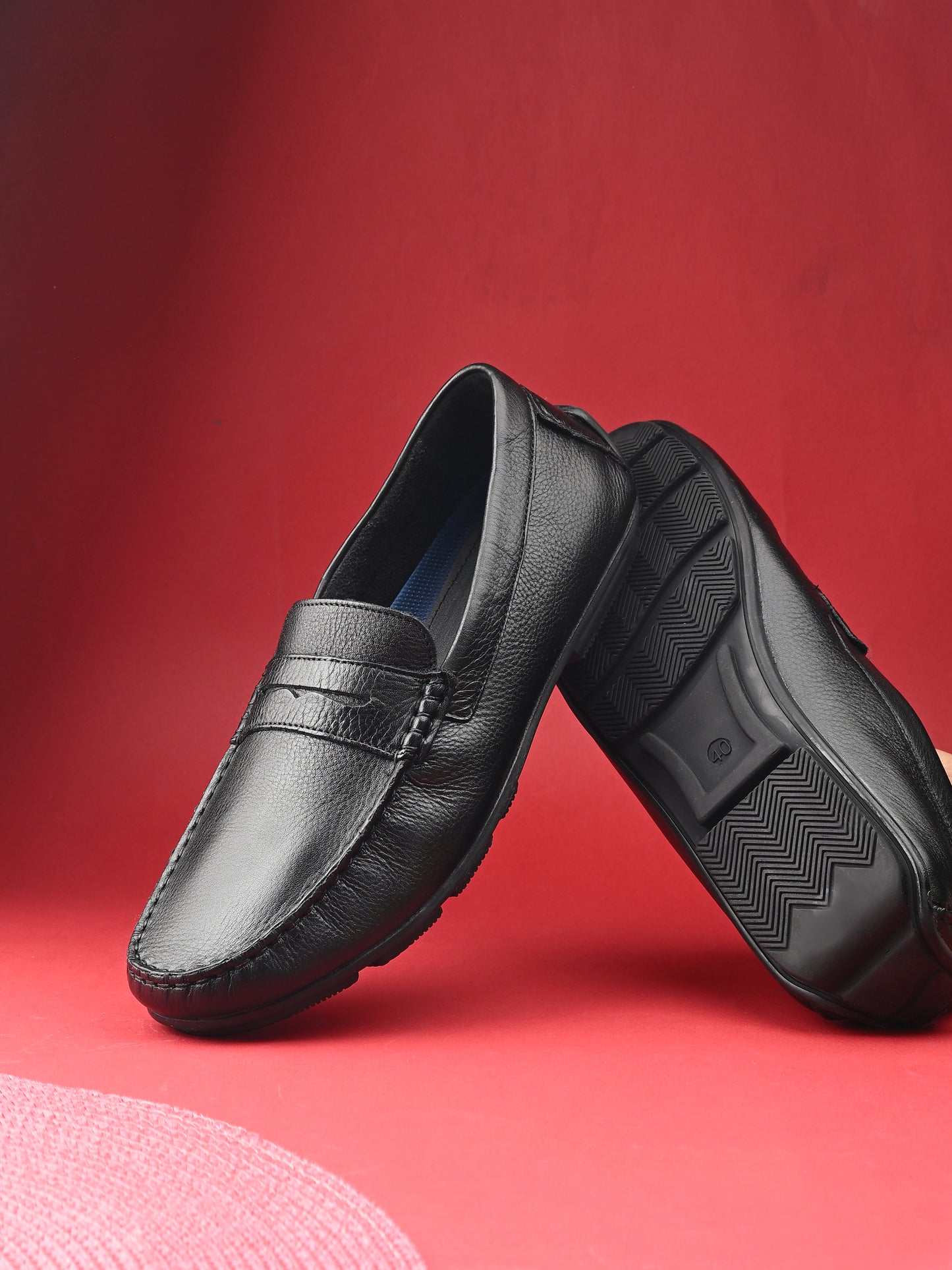 Atlas Guide Black