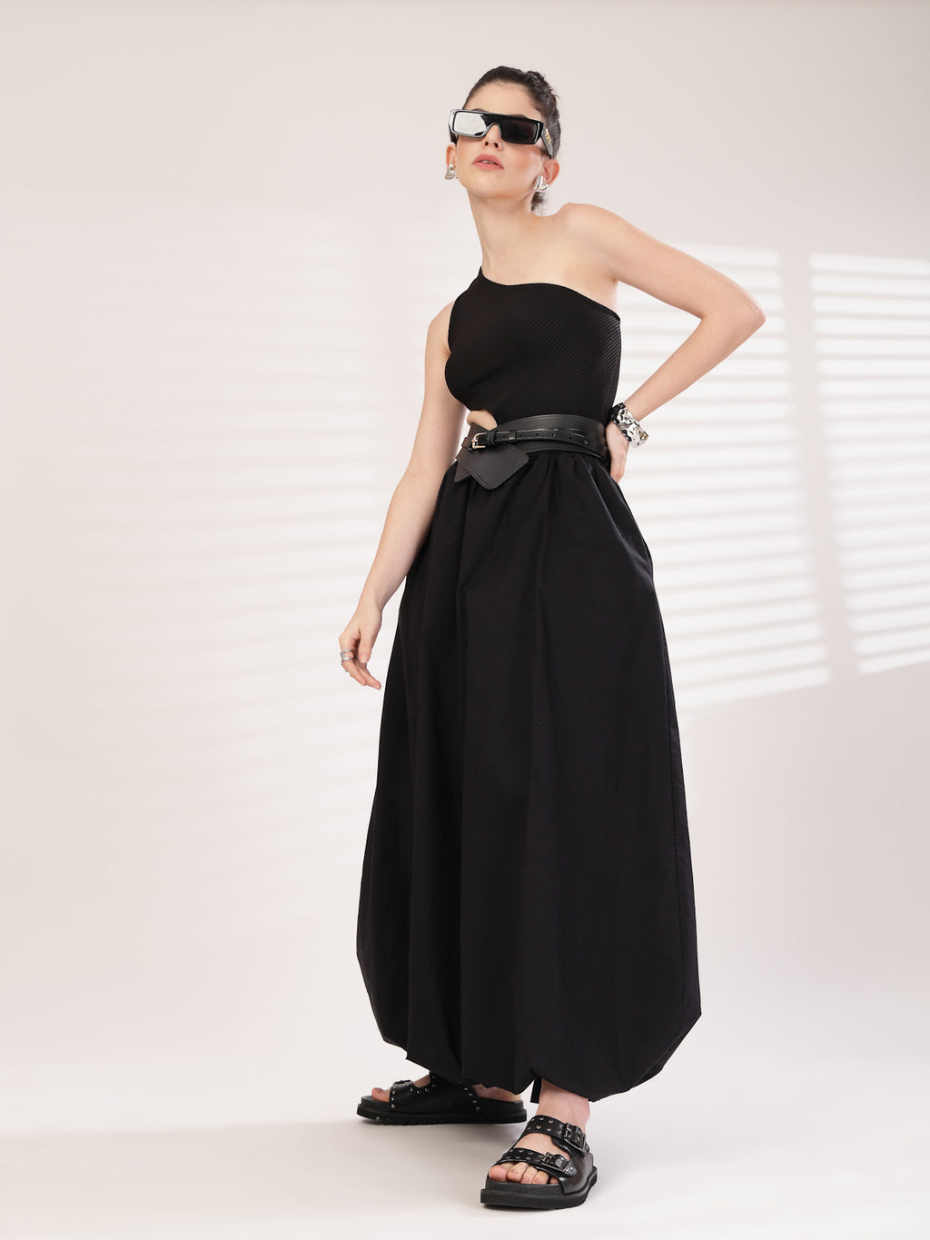 Meadow Bliss Black