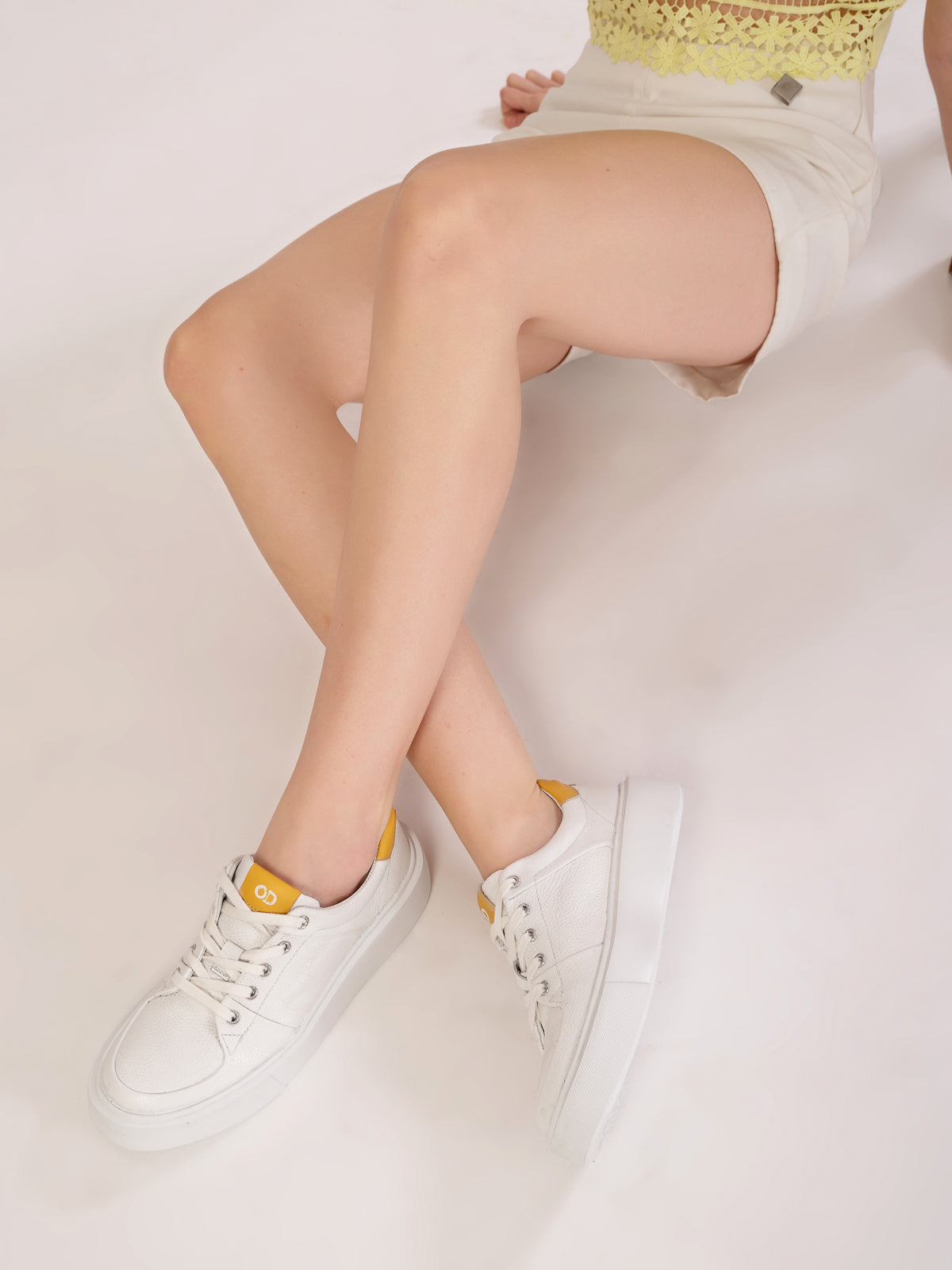 Velocity White Tan Leather Sneakers