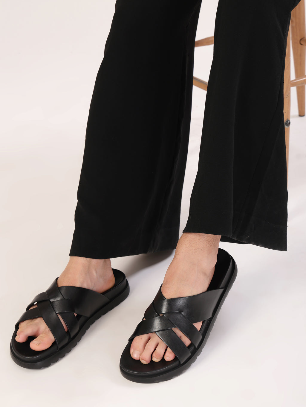 Cosmo Slide Black
