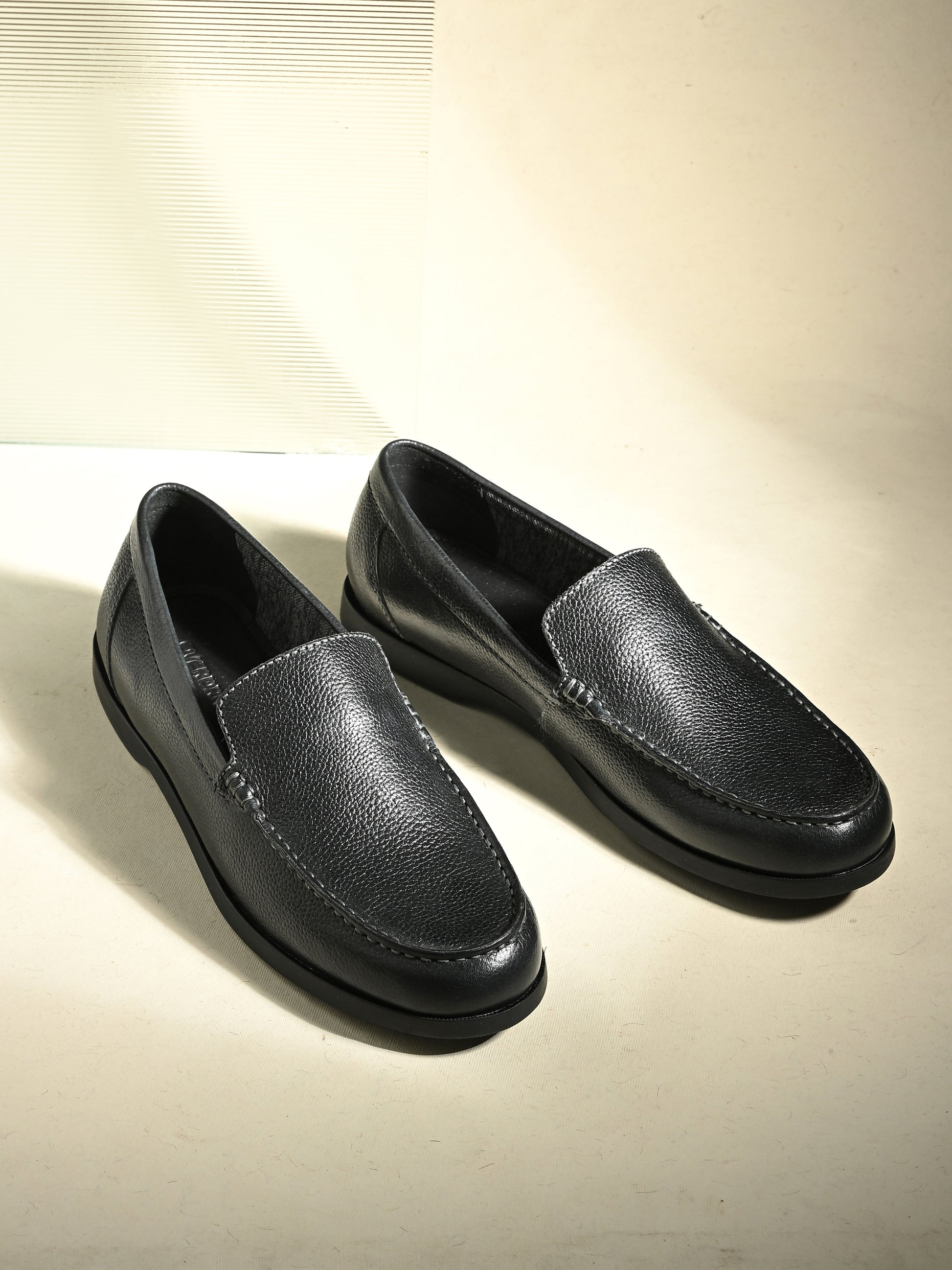 Onyx Ease – Black Textured Leather Loafers
