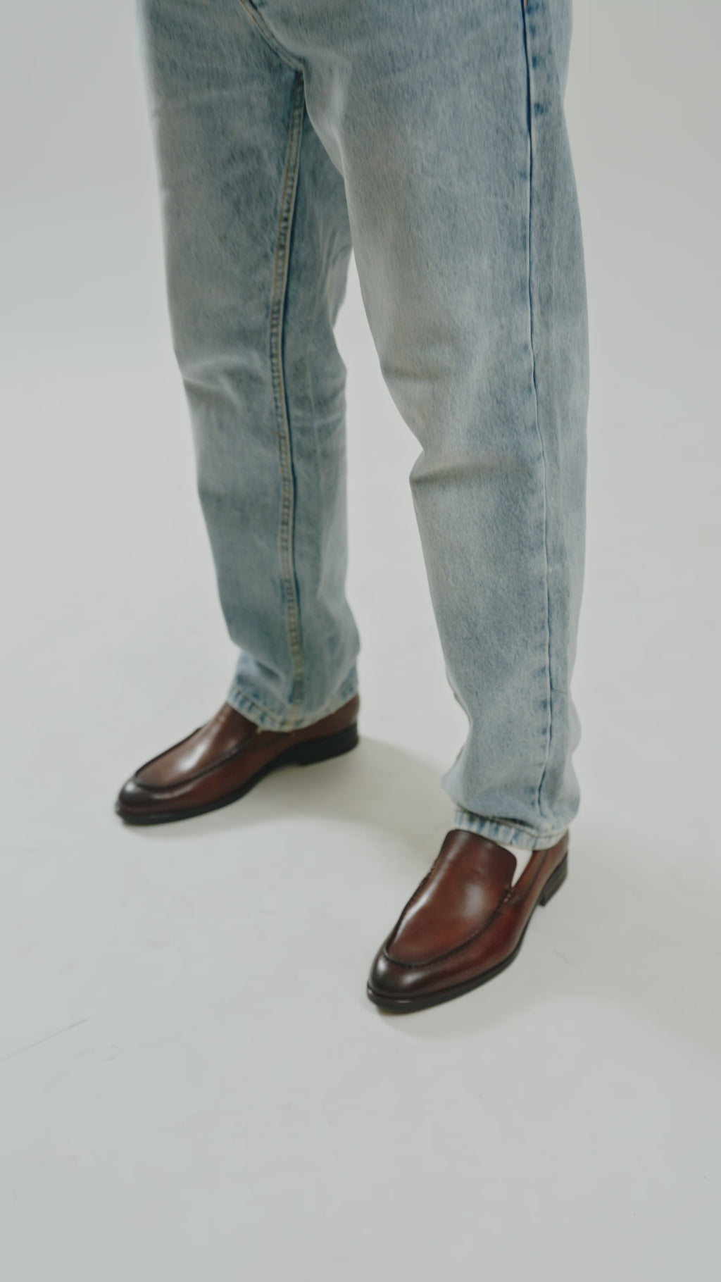 Mumbai Tan Loafers